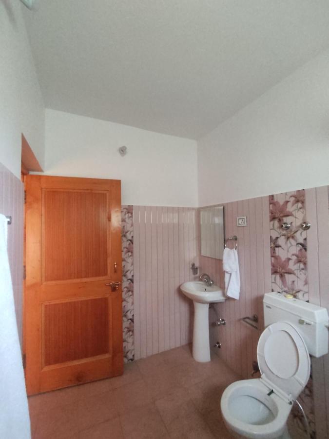 Streamlet Homestay 레 외부 사진